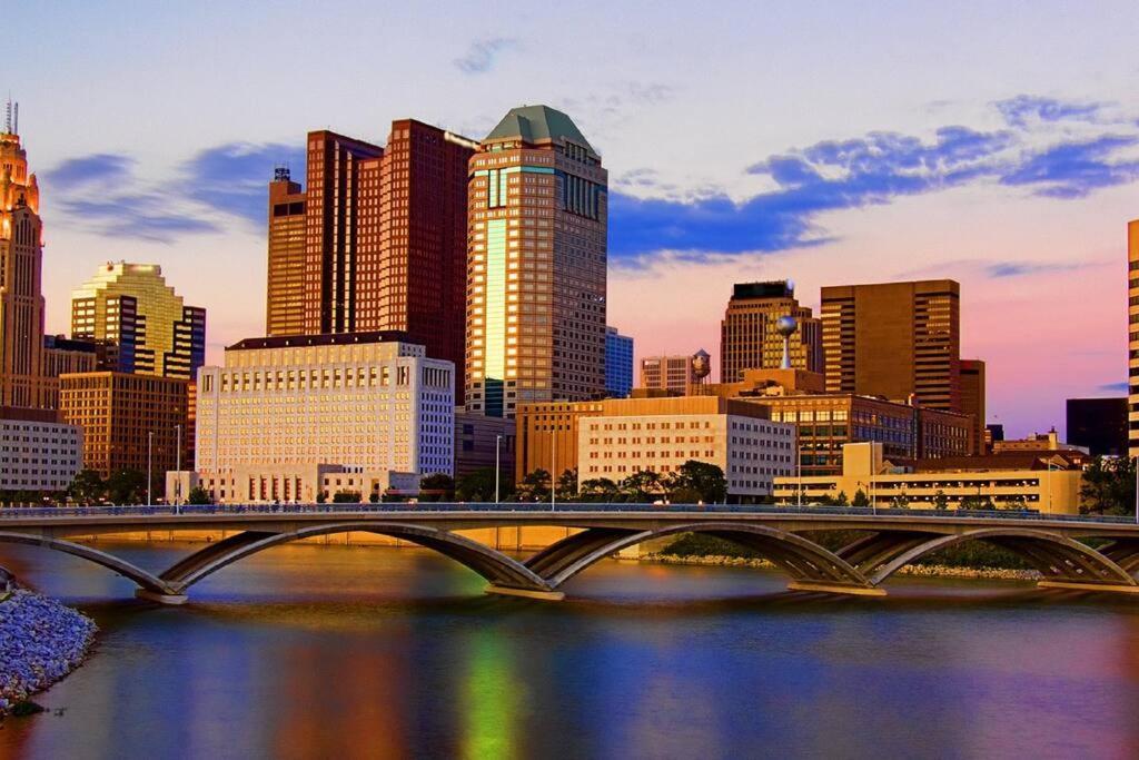 King Br Minutes From Downtown Apartment Columbus